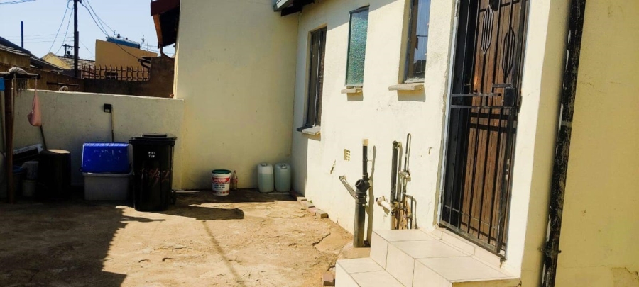 To Let 2 Bedroom Property for Rent in Ebony Park Gauteng