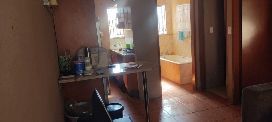 To Let 2 Bedroom Property for Rent in Ebony Park Gauteng