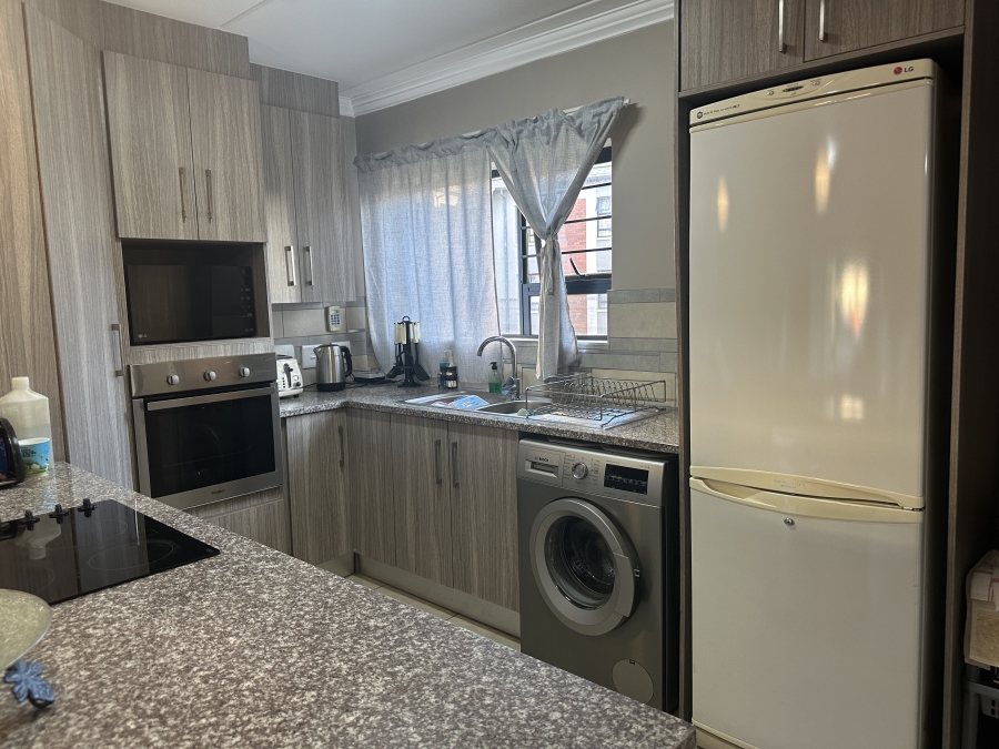 2 Bedroom Property for Sale in Amberfield Gauteng