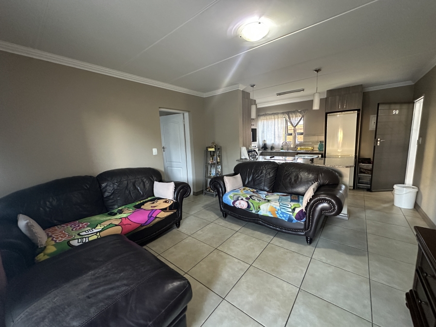 2 Bedroom Property for Sale in Amberfield Gauteng