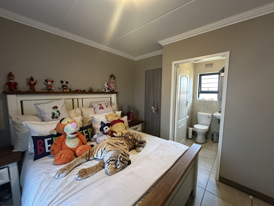 2 Bedroom Property for Sale in Amberfield Gauteng