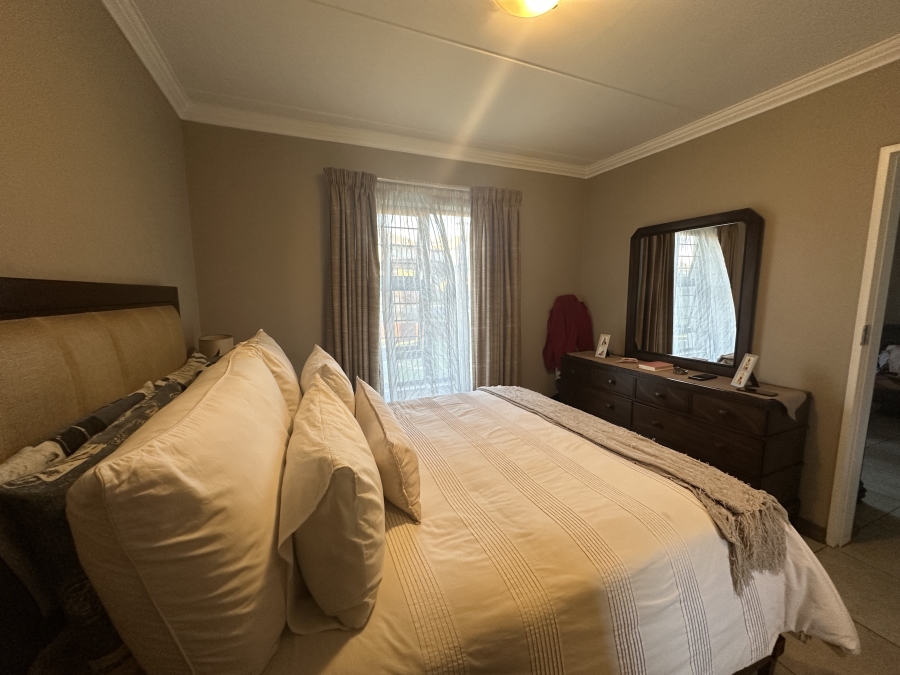 2 Bedroom Property for Sale in Amberfield Gauteng