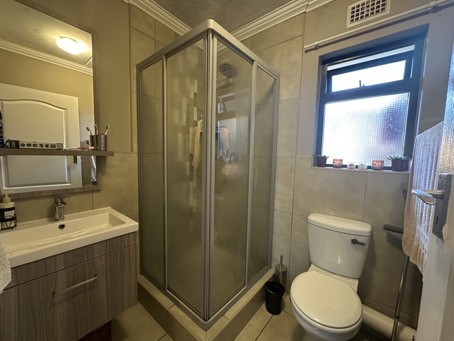 2 Bedroom Property for Sale in Amberfield Gauteng