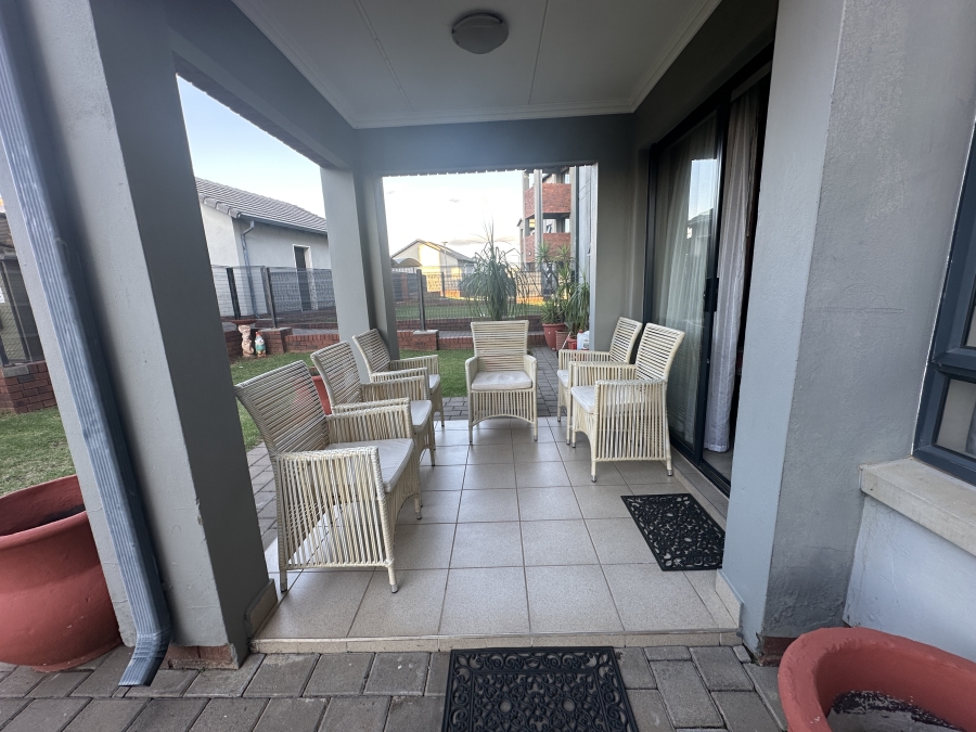 2 Bedroom Property for Sale in Amberfield Gauteng