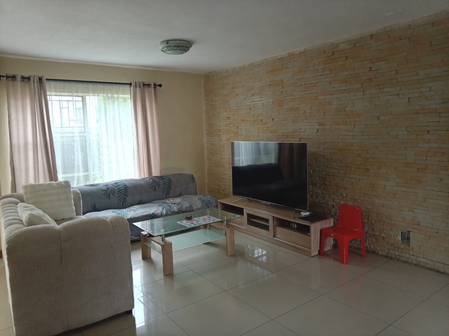 2 Bedroom Property for Sale in Weltevreden Park Gauteng