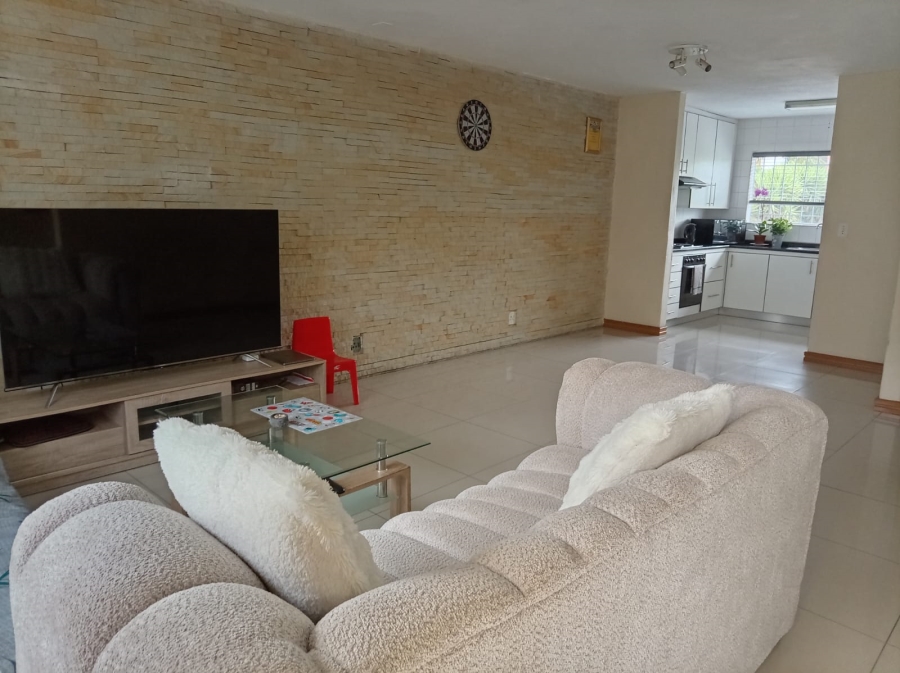 2 Bedroom Property for Sale in Weltevreden Park Gauteng