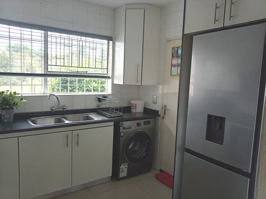 2 Bedroom Property for Sale in Weltevreden Park Gauteng