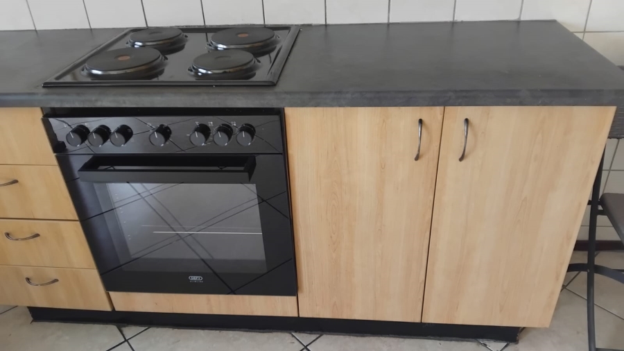 To Let 1 Bedroom Property for Rent in Willowbrook Gauteng