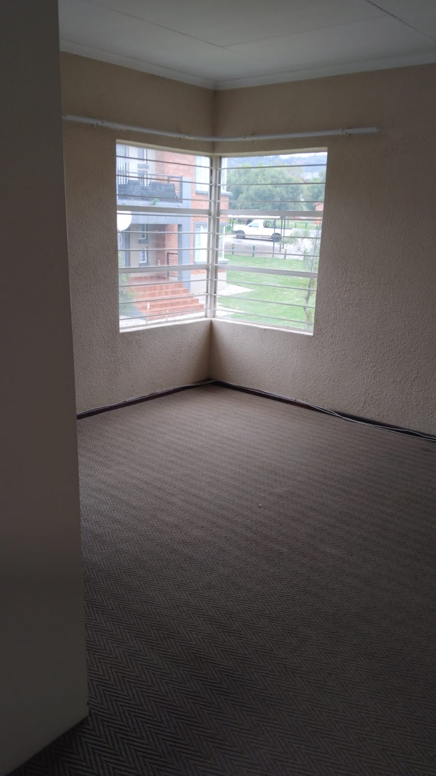 To Let 1 Bedroom Property for Rent in Willowbrook Gauteng