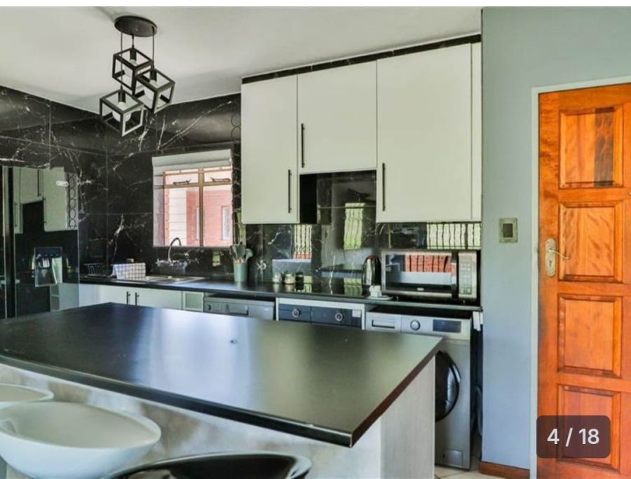 To Let 3 Bedroom Property for Rent in Equestria Gauteng