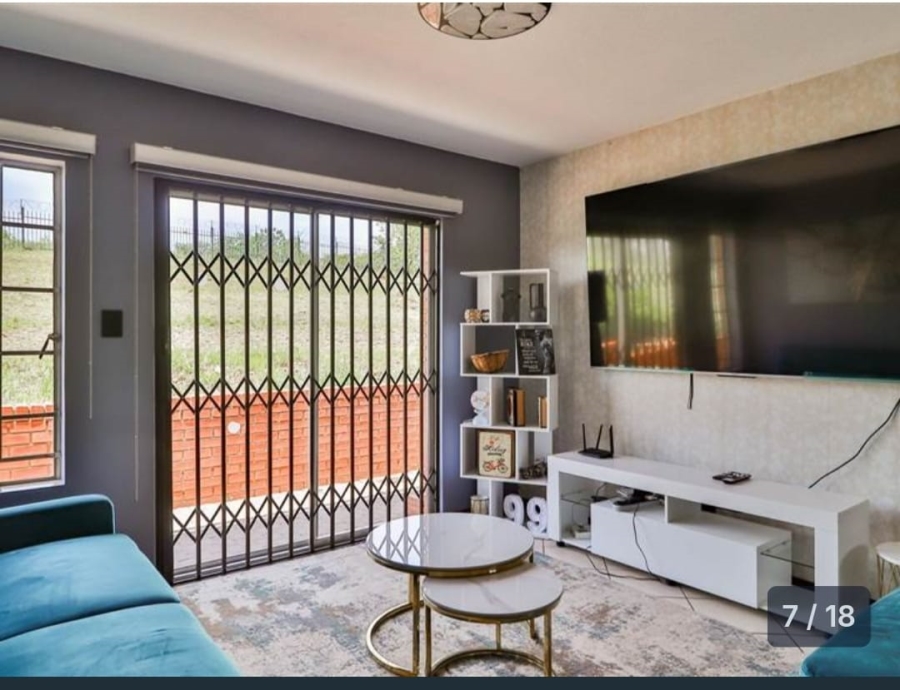 To Let 3 Bedroom Property for Rent in Equestria Gauteng