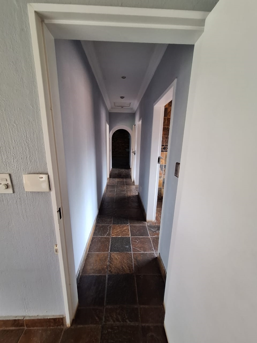 3 Bedroom Property for Sale in Dersley Gauteng
