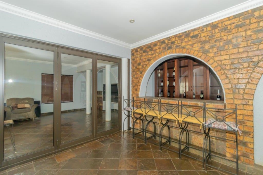 3 Bedroom Property for Sale in Dersley Gauteng