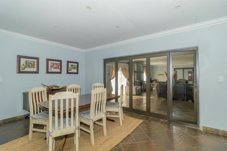 3 Bedroom Property for Sale in Dersley Gauteng