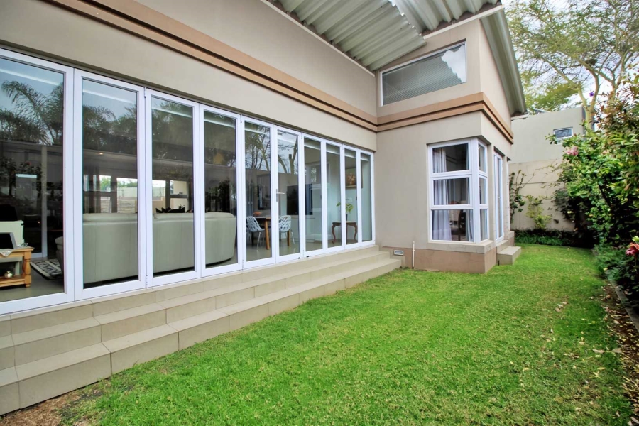 3 Bedroom Property for Sale in Greenstone Hill Gauteng