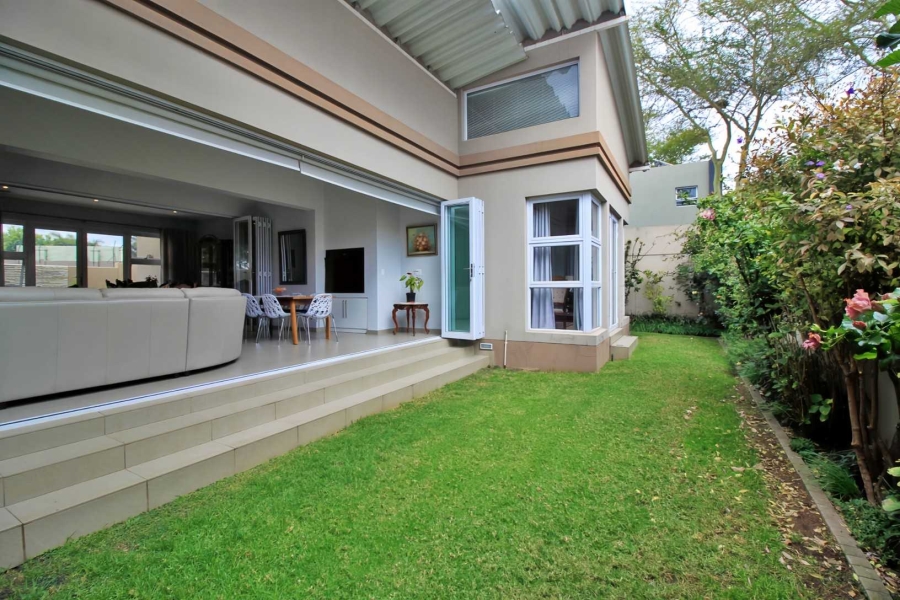 3 Bedroom Property for Sale in Greenstone Hill Gauteng