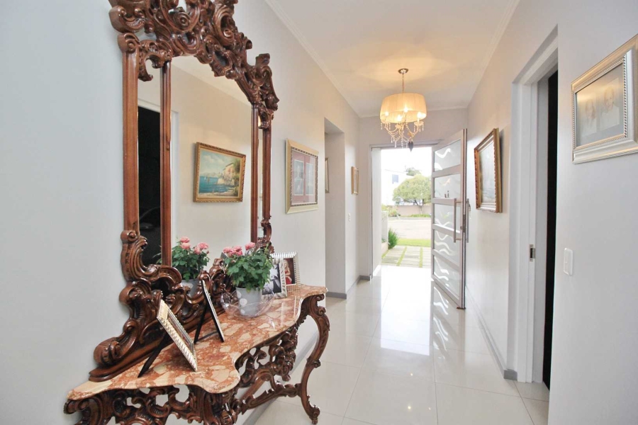 3 Bedroom Property for Sale in Greenstone Hill Gauteng