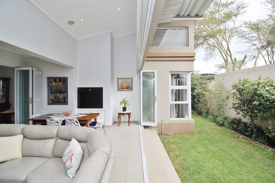 3 Bedroom Property for Sale in Greenstone Hill Gauteng