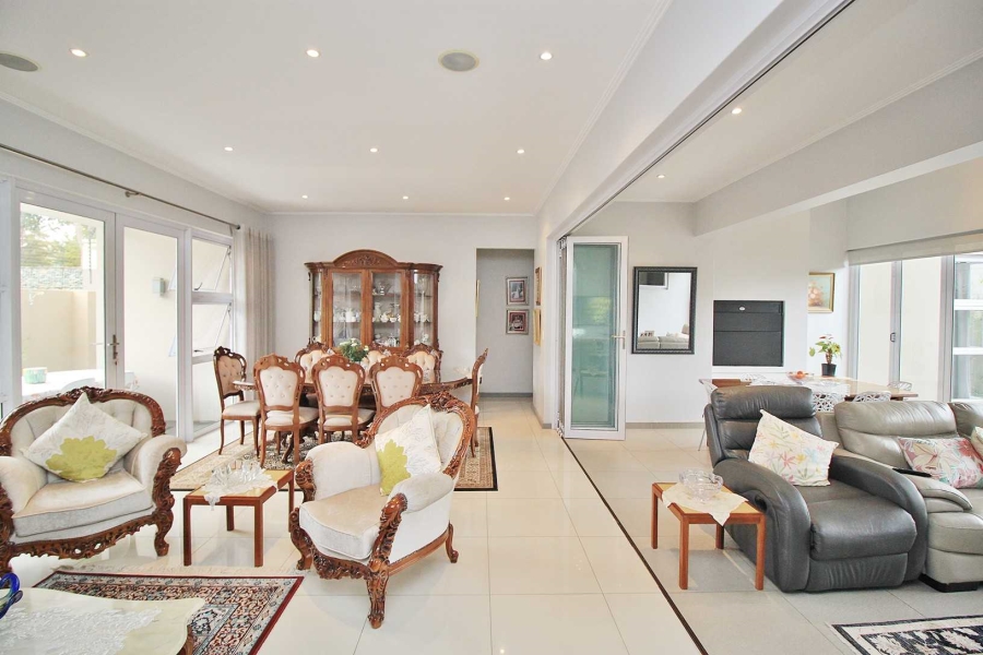 3 Bedroom Property for Sale in Greenstone Hill Gauteng