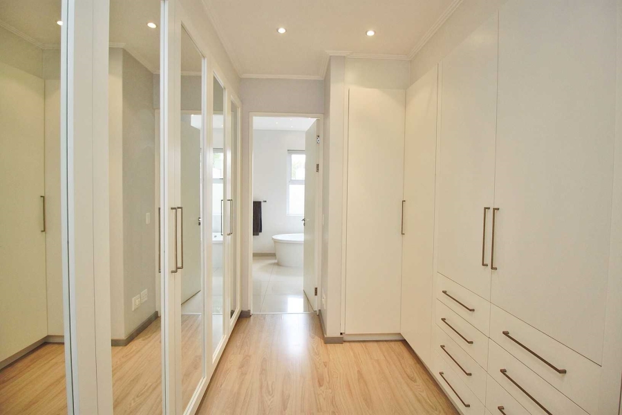 3 Bedroom Property for Sale in Greenstone Hill Gauteng