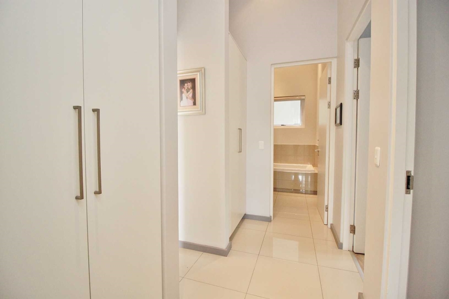 3 Bedroom Property for Sale in Greenstone Hill Gauteng