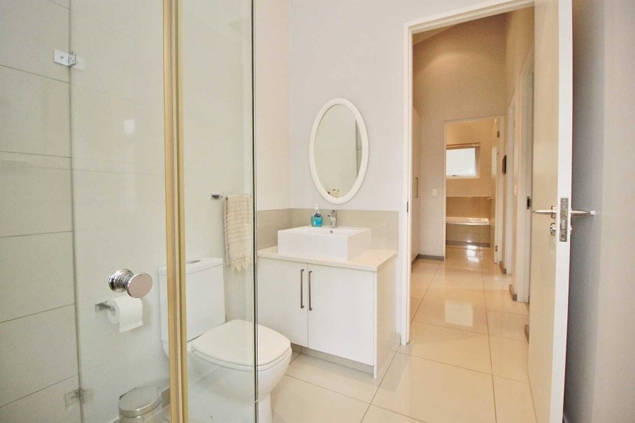 3 Bedroom Property for Sale in Greenstone Hill Gauteng