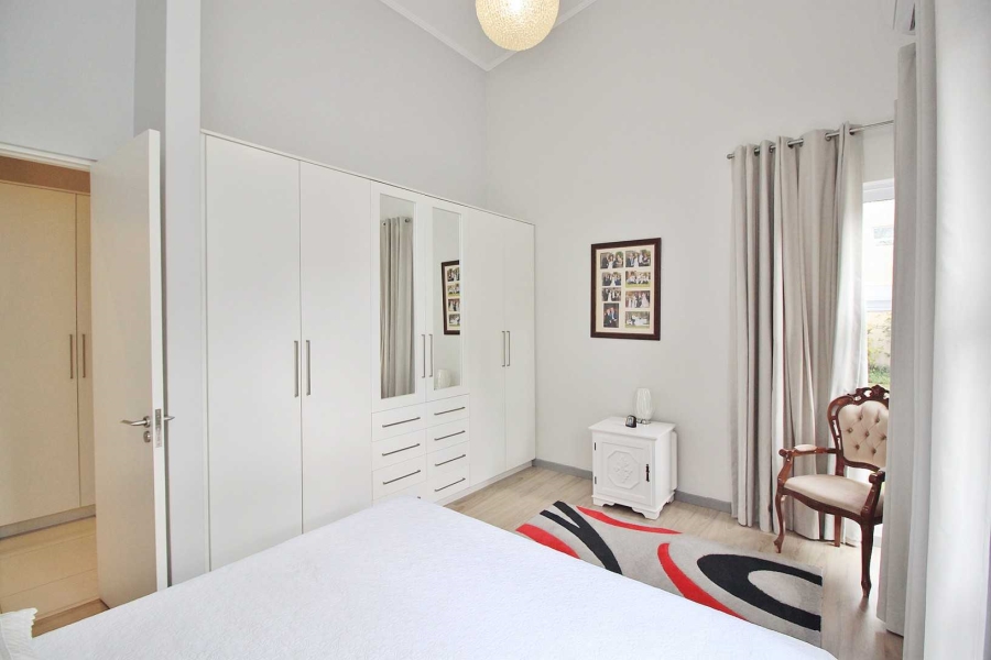 3 Bedroom Property for Sale in Greenstone Hill Gauteng