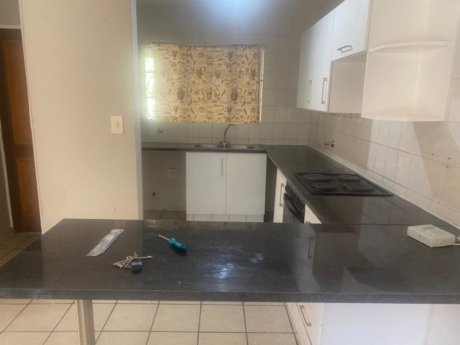 2 Bedroom Property for Sale in Eden Glen Gauteng