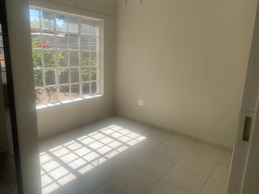 2 Bedroom Property for Sale in Eden Glen Gauteng