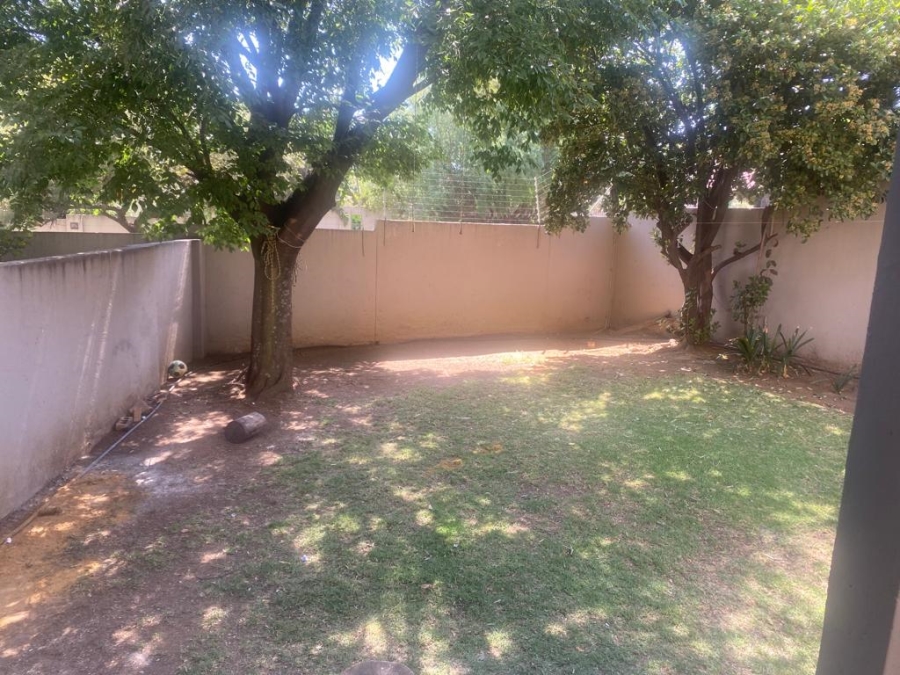 2 Bedroom Property for Sale in Eden Glen Gauteng