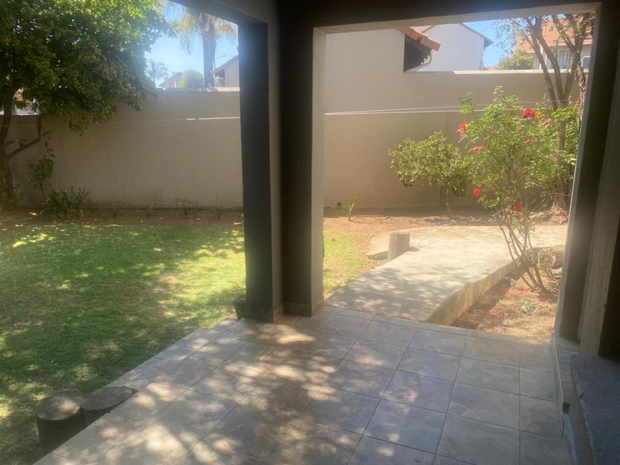 2 Bedroom Property for Sale in Eden Glen Gauteng
