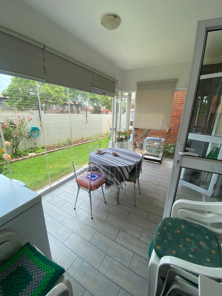 3 Bedroom Property for Sale in Greenstone Hill Gauteng