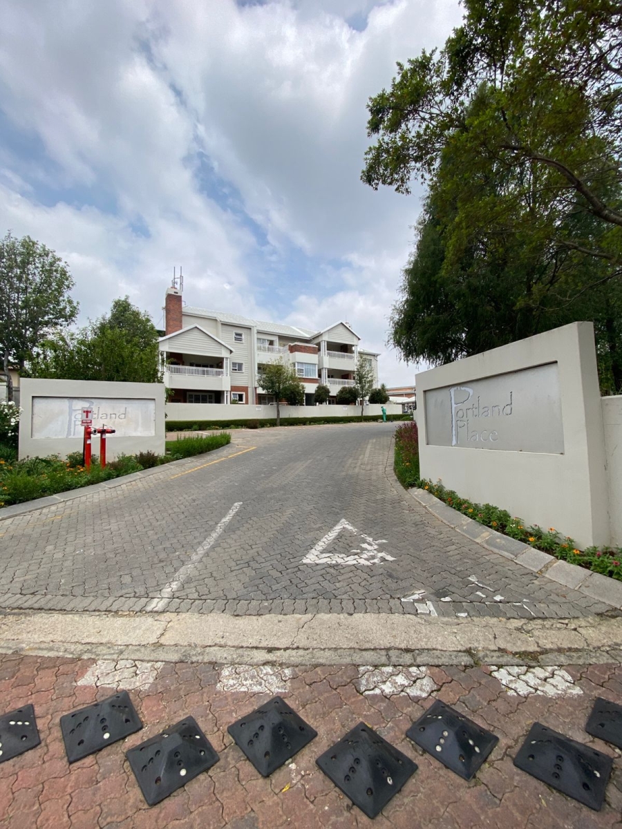 3 Bedroom Property for Sale in Greenstone Hill Gauteng