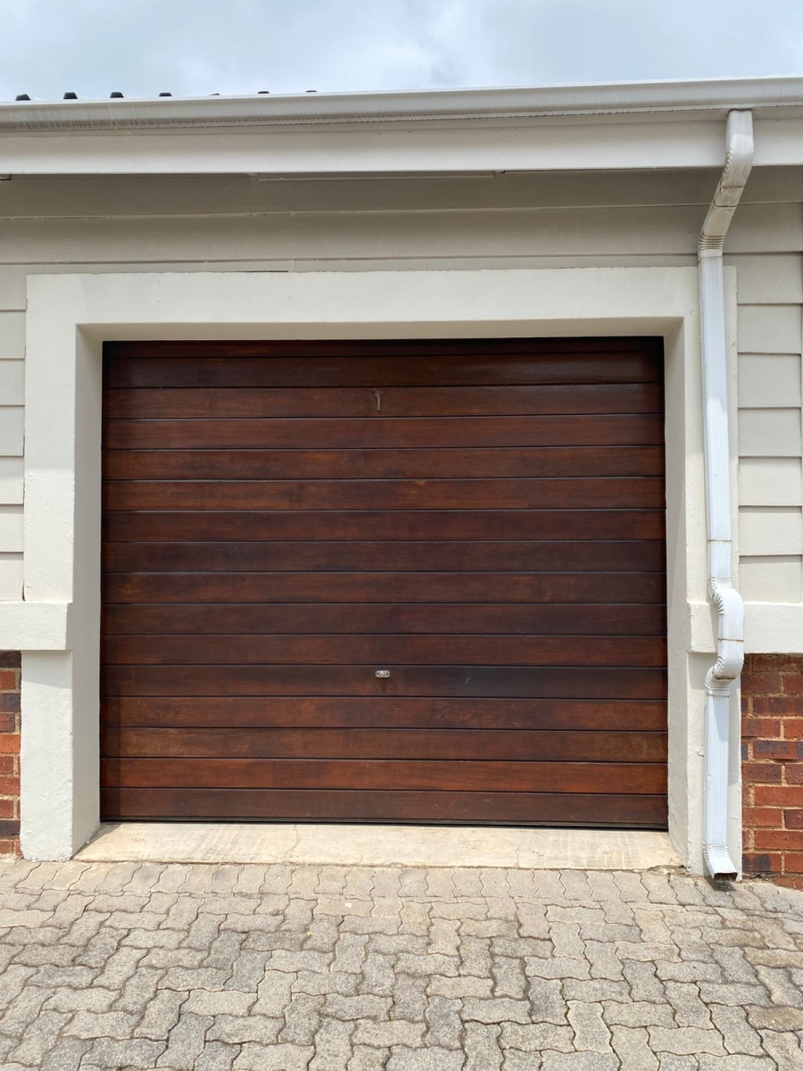 3 Bedroom Property for Sale in Greenstone Hill Gauteng