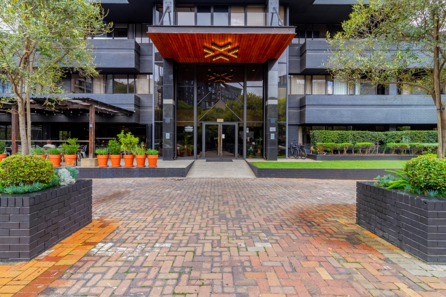 1 Bedroom Property for Sale in Sandton Central Gauteng