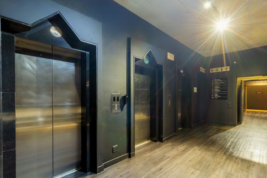 1 Bedroom Property for Sale in Sandton Central Gauteng