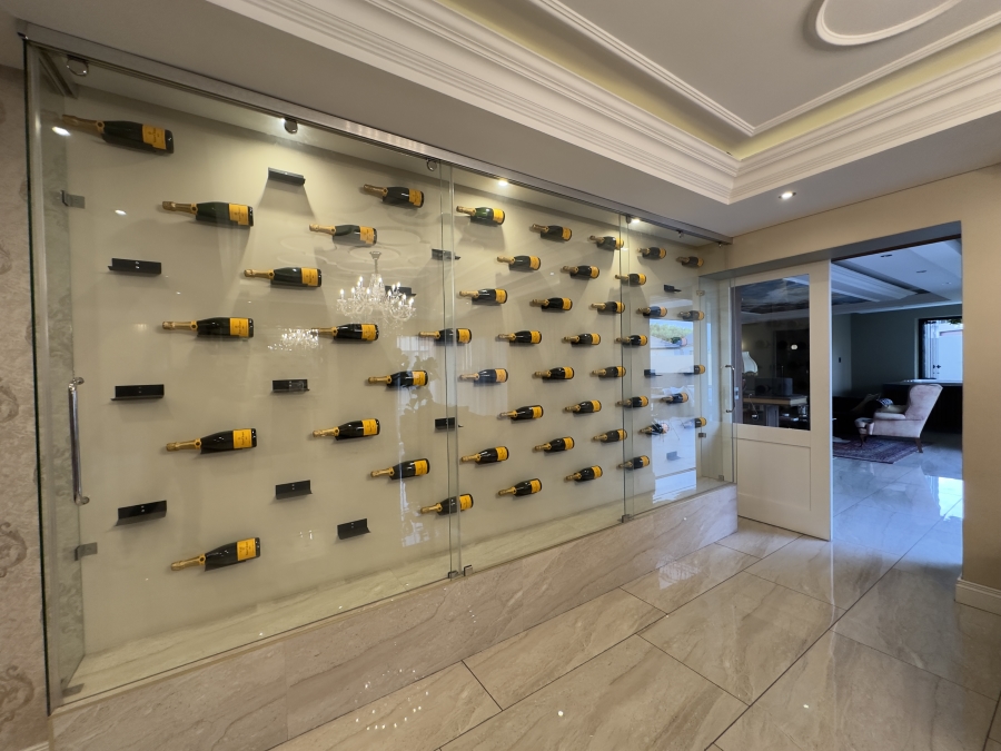 5 Bedroom Property for Sale in Midlands Estate Gauteng