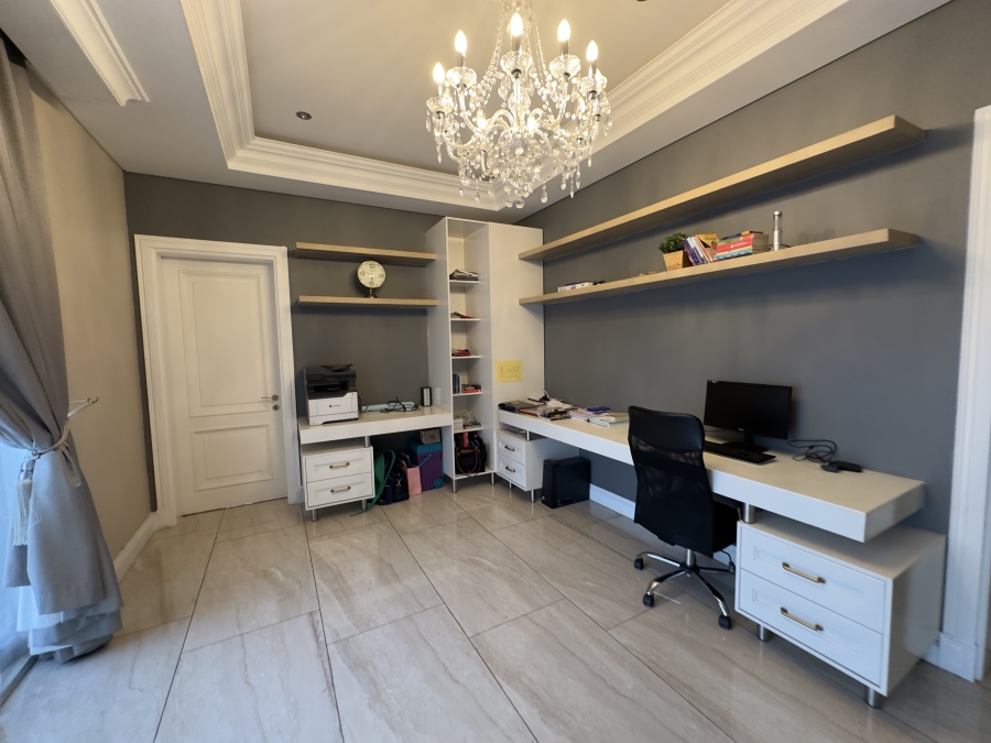 5 Bedroom Property for Sale in Midlands Estate Gauteng