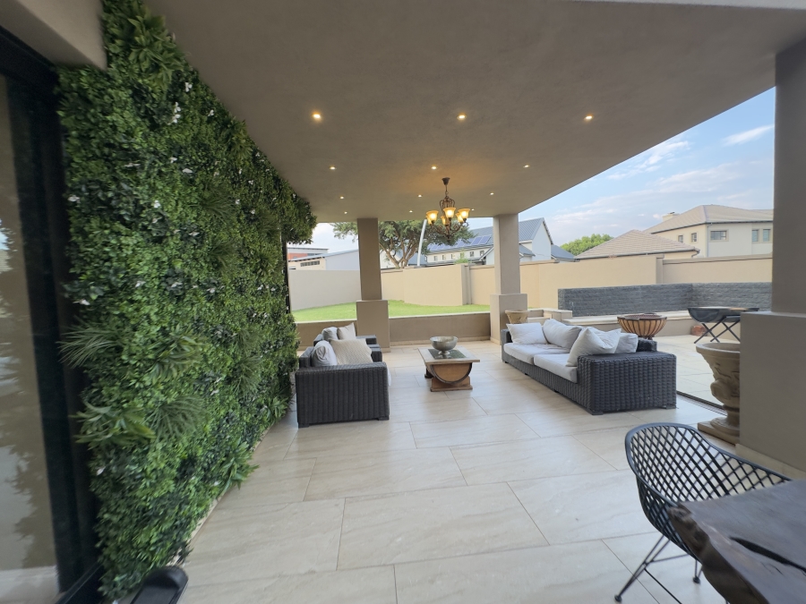 5 Bedroom Property for Sale in Midlands Estate Gauteng