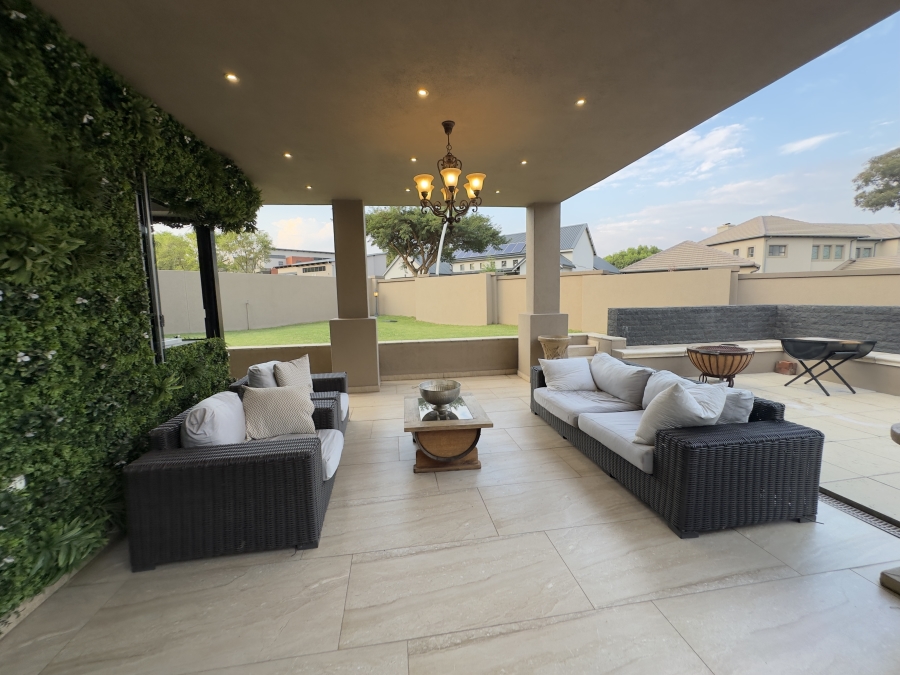 5 Bedroom Property for Sale in Midlands Estate Gauteng