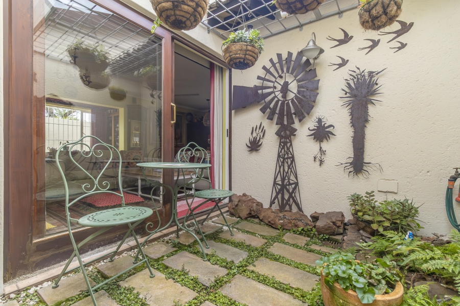 2 Bedroom Property for Sale in Douglasdale Gauteng