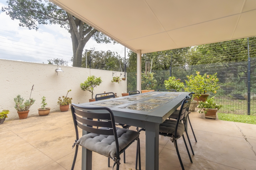 2 Bedroom Property for Sale in Douglasdale Gauteng