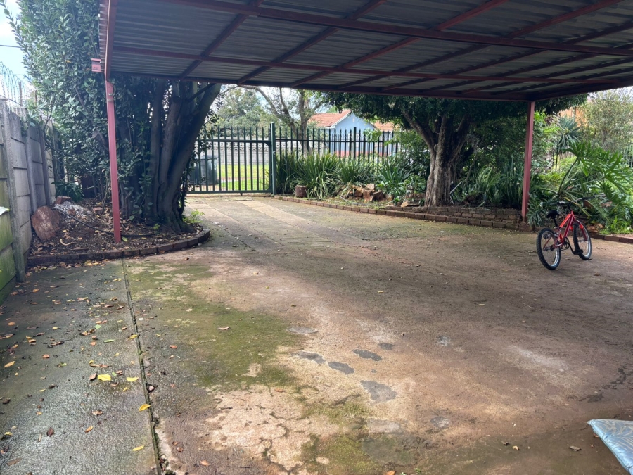 To Let 1 Bedroom Property for Rent in Horison Gauteng