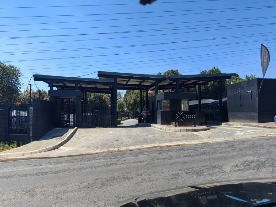 To Let 2 Bedroom Property for Rent in Bedfordview Gauteng