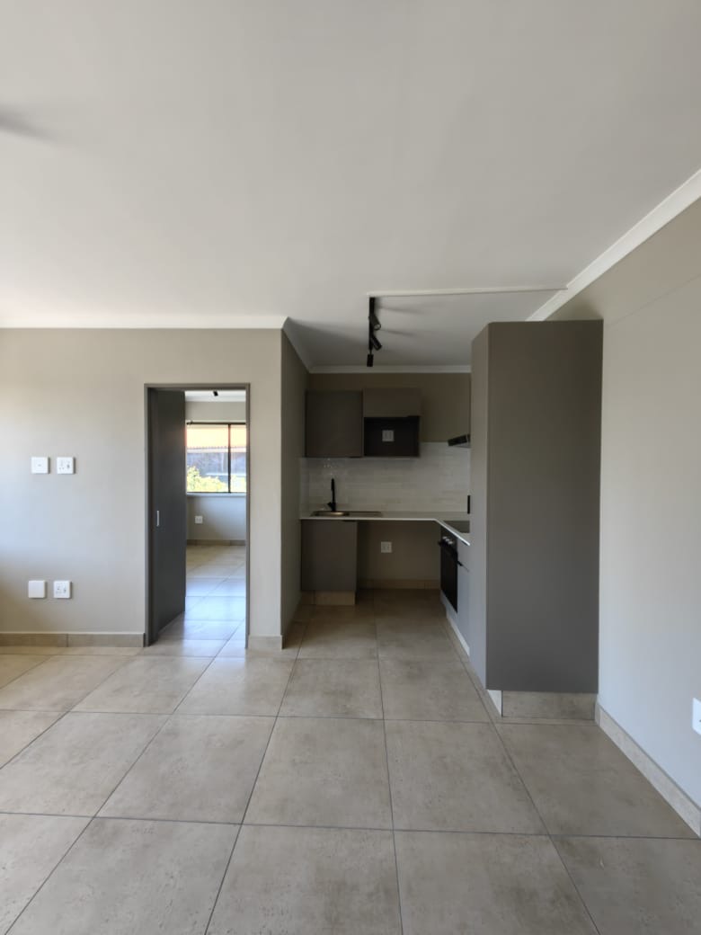 To Let 2 Bedroom Property for Rent in Bedfordview Gauteng