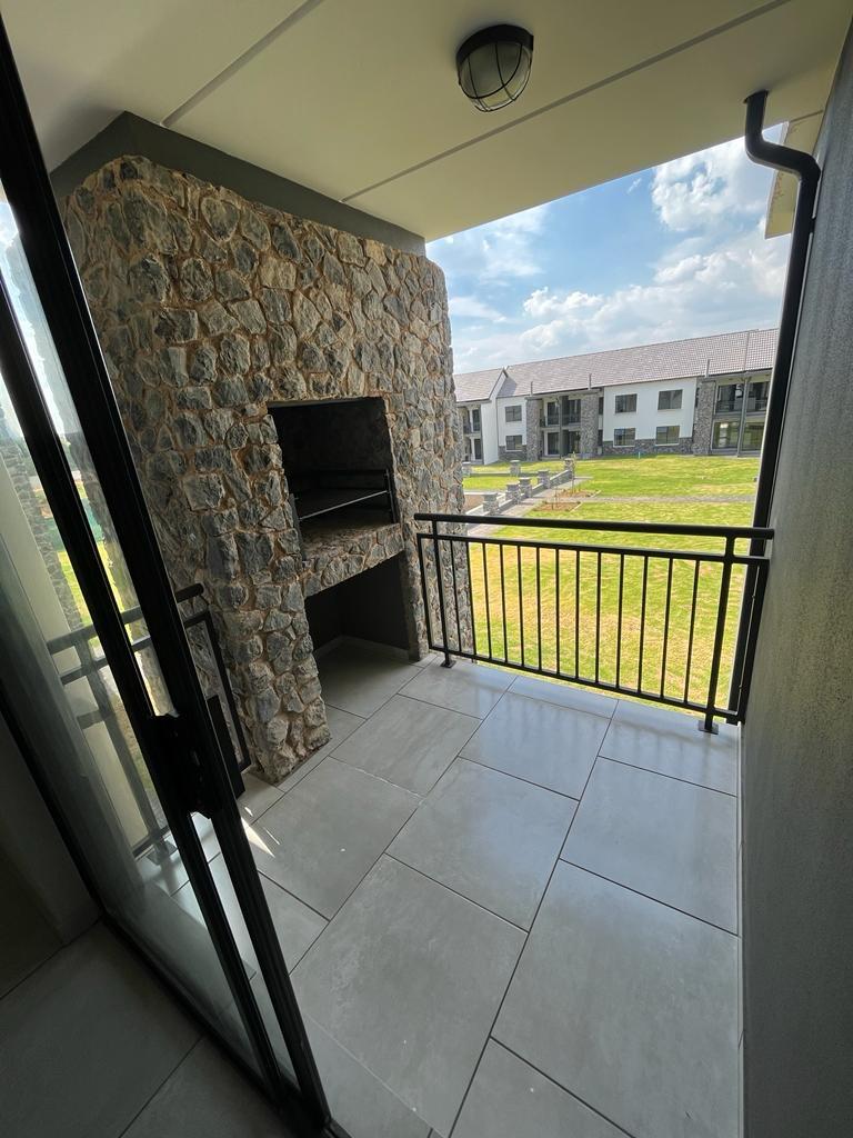 To Let 2 Bedroom Property for Rent in Glen Marais Gauteng
