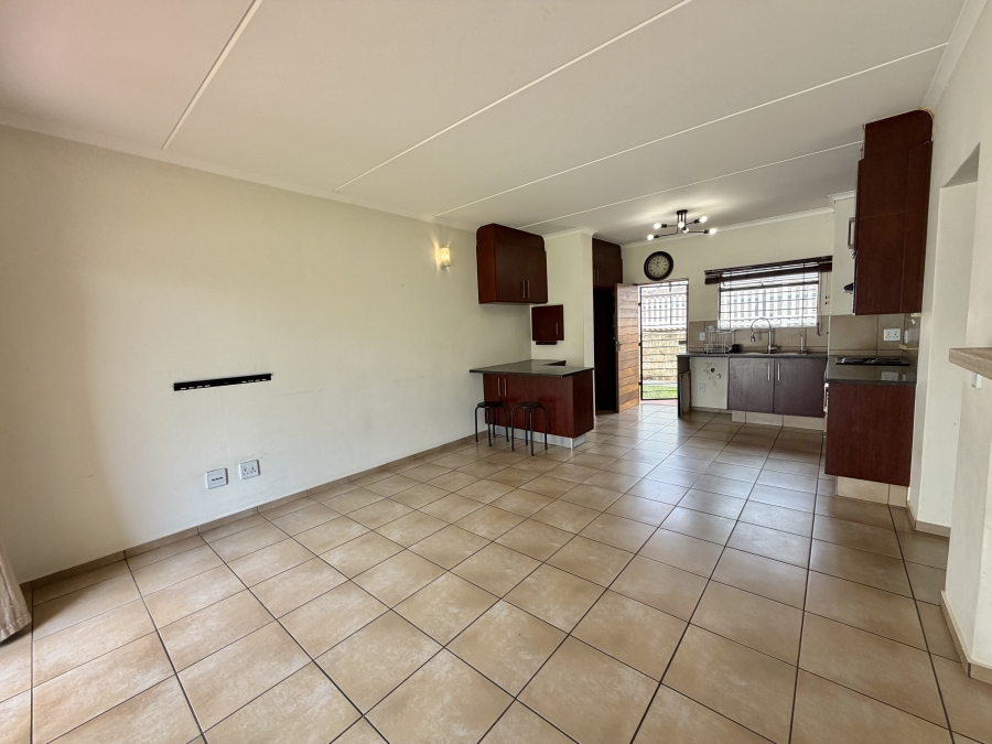 2 Bedroom Property for Sale in Barbeque Downs Gauteng