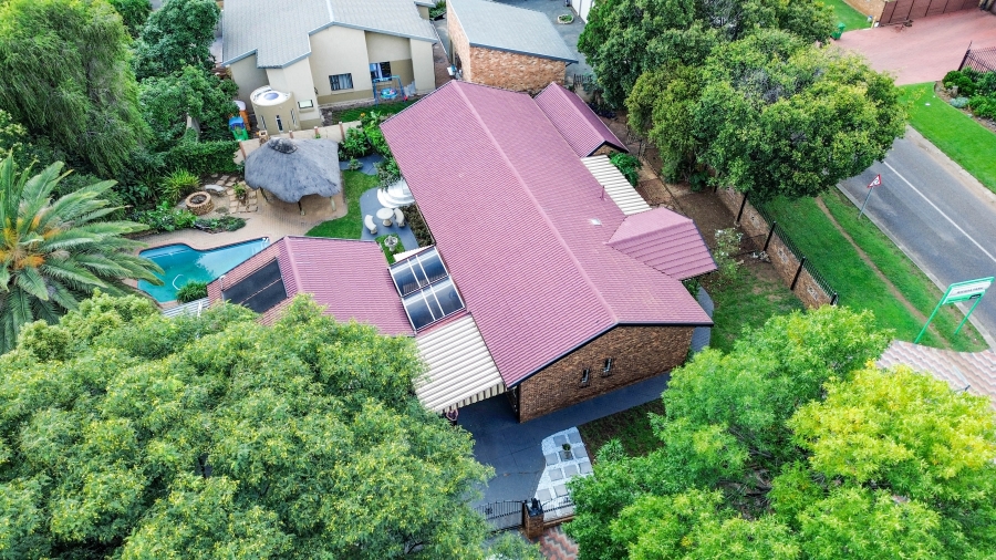 3 Bedroom Property for Sale in Wierda Park Gauteng