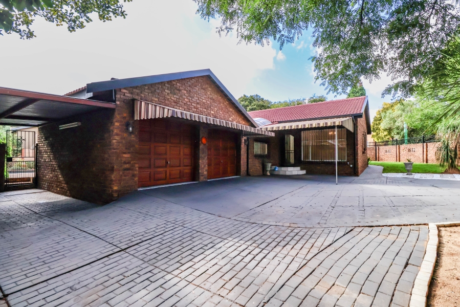 3 Bedroom Property for Sale in Wierda Park Gauteng