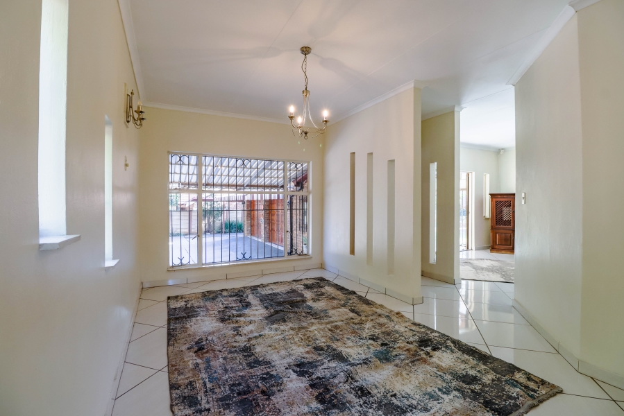 3 Bedroom Property for Sale in Wierda Park Gauteng